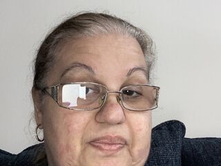 Enter my FREE CHATROOM QuakerPsychic