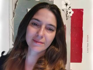 Enter my FREE CHATROOM RominaReadings