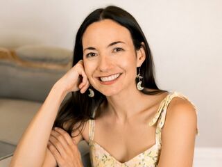 Enter my FREE CHATROOM MysticAurama