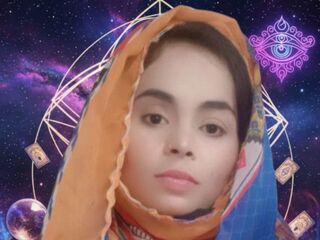 Enter my FREE CHATROOM psychicRobbie