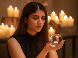 Enter my FREE CHATROOM AccuratPsychic