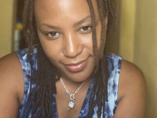 Enter my FREE CHATROOM AhlamSanders