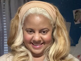 Enter my FREE CHATROOM AngelMel