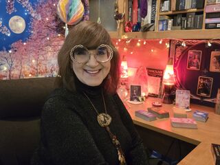 Enter my FREE CHATROOM LoveDrNikki