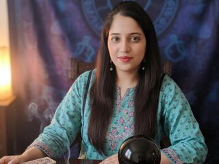 Enter my FREE CHATROOM AccurateJenny