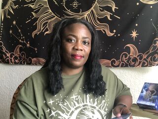 MysticMelzEyez reading online